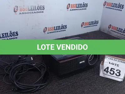 LOTE 453 - 01 PROJETOR MULTIMIDIA 220W MARCA BENQ. (NO ESTADO) ATENÇÃO! FAZER A VISITAÇÃO ANTES DE ARREMATAR, NÃO SABEMOS SE FUNCIONA, LEILÃO NÃO TEM GARANTIA E NEM DEVOLUÇÃO, SUJEITO A POSSÍVEIS AVARIAS VISÍVEIS/OCULTAS E/OU AUSÊNCIA DE COMPONENTES.