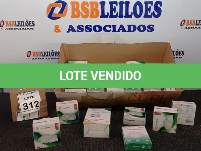 LOTE 312 - 01 LOTE COM VÁRIAS LUMINÁRIAS PAINEL SOLAR MODELOS DIVERSOS. (NO ESTADO) ATENÇÃO! FAZER A VISITAÇÃO ANTES DE ARREMATAR, NÃO SABEMOS SE FUNCIONA, LEILÃO NÃO TEM GARANTIA E NEM DEVOLUÇÃO, SUJEITO A POSSÍVEIS AVARIAS VISÍVEIS/OCULTAS E/OU AUSÊNCIA DE COMPONENTES.