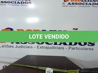 LOTE 307 - 13 VARAS DE FIBRA. (NO ESTADO) ATENÇÃO! FAZER A VISITAÇÃO ANTES DE ARREMATAR, NÃO SABEMOS SE FUNCIONA, LEILÃO NÃO TEM GARANTIA E NEM DEVOLUÇÃO, SUJEITO A POSSÍVEIS AVARIAS VISÍVEIS/OCULTAS E/OU AUSÊNCIA DE COMPONENTES.