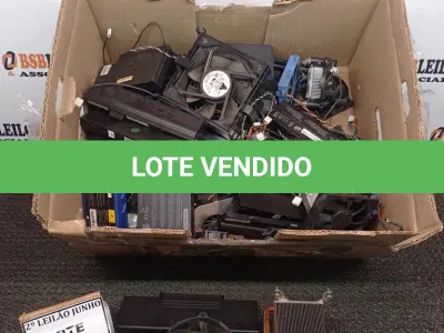 LOTE 491 - 01 LOTE COM GRANDE QUANTIDADE DE COOLER E BATERIAS PARA PC E NOTEBOOKS. (NO ESTADO) ATENÇÃO! FAZER A VISITAÇÃO ANTES DE ARREMATAR, NÃO SABEMOS SE FUNCIONA, LEILÃO NÃO TEM GARANTIA E NEM DEVOLUÇÃO, SUJEITO A POSSÍVEIS AVARIAS VISÍVEIS/OCULTAS E/OU AUSÊNCIA DE COMPONENTES.
