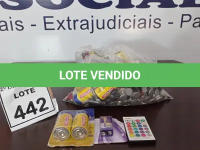 LOTE 442 - 01 LOTE COM DIVERSAS BATERIAS, PILHAS E CONTROLES DIVERSOS. (NO ESTADO) ATENÇÃO! FAZER A VISITAÇÃO ANTES DE ARREMATAR, NÃO SABEMOS SE FUNCIONA, LEILÃO NÃO TEM GARANTIA E NEM DEVOLUÇÃO, SUJEITO A POSSÍVEIS AVARIAS VISÍVEIS/OCULTAS E/OU AUSÊNCIA DE COMPONENTES.