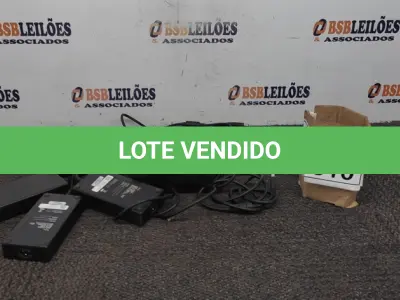 LOTE 510 - 05 FONTES PARA NOTEBOOKS VOLTAGENS DIVERSAS. (NO ESTADO) ATENÇÃO! FAZER A VISITAÇÃO ANTES DE ARREMATAR, NÃO SABEMOS SE FUNCIONA, LEILÃO NÃO TEM GARANTIA E NEM DEVOLUÇÃO, SUJEITO A POSSÍVEIS AVARIAS VISÍVEIS/OCULTAS E/OU AUSÊNCIA DE COMPONENTES.