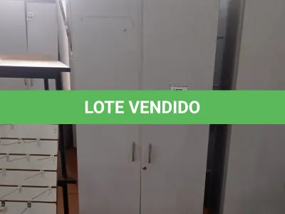 LOTE 387 - 01 ARMÁRIO ALTO COM 02 PORTAS 04 COMPARTIMENTOS. (NO ESTADO) ATENÇÃO! FAZER A VISITAÇÃO ANTES DE ARREMATAR, NÃO SABEMOS SE FUNCIONA, LEILÃO NÃO TEM GARANTIA E NEM DEVOLUÇÃO, SUJEITO A POSSÍVEIS AVARIAS VISÍVEIS/OCULTAS E/OU AUSÊNCIA DE COMPONENTES.