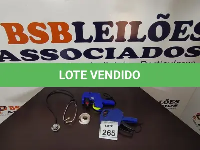 LOTE 265 - 02 ETIQUETADORAS MANUAL E 01 ESTETOSCÓPIO. (NO ESTADO) ATENÇÃO! FAZER A VISITAÇÃO ANTES DE ARREMATAR, NÃO SABEMOS SE FUNCIONA, LEILÃO NÃO TEM GARANTIA E NEM DEVOLUÇÃO, SUJEITO A POSSÍVEIS AVARIAS VISÍVEIS/OCULTAS E/OU AUSÊNCIA DE COMPONENTES.