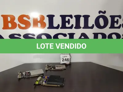 LOTE 246 - 04 PLACAS DE VÍDEO. (NO ESTADO) ATENÇÃO! FAZER A VISITAÇÃO ANTES DE ARREMATAR, NÃO SABEMOS SE FUNCIONA, LEILÃO NÃO TEM GARANTIA E NEM DEVOLUÇÃO, SUJEITO A POSSÍVEIS AVARIAS VISÍVEIS/OCULTAS E/OU AUSÊNCIA DE COMPONENTES.