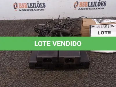 LOTE 337 - 05 FONTES PARA NOTEBOOKS VOLTAGENS DIVERSAS. (NO ESTADO) ATENÇÃO! FAZER A VISITAÇÃO ANTES DE ARREMATAR, NÃO SABEMOS SE FUNCIONA, LEILÃO NÃO TEM GARANTIA E NEM DEVOLUÇÃO, SUJEITO A POSSÍVEIS AVARIAS VISÍVEIS/OCULTAS E/OU AUSÊNCIA DE COMPONENTES.
