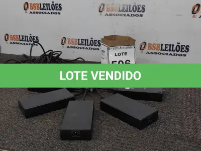 LOTE 506 - 05 FONTES PARA NOTEBOOKS VOLTAGENS DIVERSAS. (NO ESTADO) ATENÇÃO! FAZER A VISITAÇÃO ANTES DE ARREMATAR, NÃO SABEMOS SE FUNCIONA, LEILÃO NÃO TEM GARANTIA E NEM DEVOLUÇÃO, SUJEITO A POSSÍVEIS AVARIAS VISÍVEIS/OCULTAS E/OU AUSÊNCIA DE COMPONENTES.
