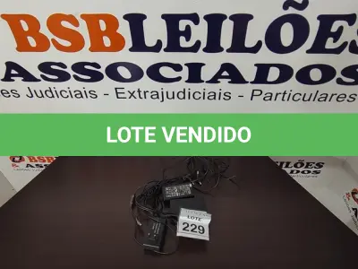 LOTE 229 - 05 FONTES PARA NOTEBOOKS VOLTAGENS DIVERSAS. (NO ESTADO) ATENÇÃO! FAZER A VISITAÇÃO ANTES DE ARREMATAR, NÃO SABEMOS SE FUNCIONA, LEILÃO NÃO TEM GARANTIA E NEM DEVOLUÇÃO, SUJEITO A POSSÍVEIS AVARIAS VISÍVEIS/OCULTAS E/OU AUSÊNCIA DE COMPONENTES.
