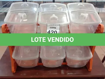 LOTE 420 - 01 ORGANIZADOR DE RAÇÃO COM 06 COMPARTIMENTOS. (NO ESTADO) ATENÇÃO! FAZER A VISITAÇÃO ANTES DE ARREMATAR, NÃO SABEMOS SE FUNCIONA, LEILÃO NÃO TEM GARANTIA E NEM DEVOLUÇÃO, SUJEITO A POSSÍVEIS AVARIAS VISÍVEIS/OCULTAS E/OU AUSÊNCIA DE COMPONENTES.