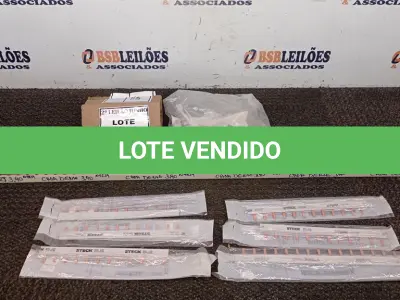LOTE 411 - 01 LOTE COM VÁRIOS BARRAMENTOS FASE MONOFÁSICO DE TAMANHOS DIVERSOS. (NO ESTADO) ATENÇÃO! FAZER A VISITAÇÃO ANTES DE ARREMATAR, NÃO SABEMOS SE FUNCIONA, LEILÃO NÃO TEM GARANTIA E NEM DEVOLUÇÃO, SUJEITO A POSSÍVEIS AVARIAS VISÍVEIS/OCULTAS E/OU AUSÊNCIA DE COMPONENTES.