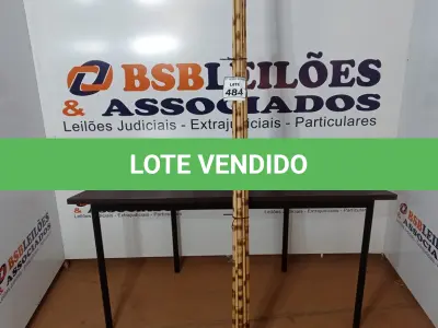 LOTE 484 - 05 VARAS DE BAMBU. (NO ESTADO) ATENÇÃO! FAZER A VISITAÇÃO ANTES DE ARREMATAR, NÃO SABEMOS SE FUNCIONA, LEILÃO NÃO TEM GARANTIA E NEM DEVOLUÇÃO, SUJEITO A POSSÍVEIS AVARIAS VISÍVEIS/OCULTAS E/OU AUSÊNCIA DE COMPONENTES.