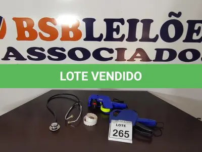 LOTE 265 - 02 ETIQUETADORAS MANUAL E 01 ESTETOSCÓPIO. (NO ESTADO) ATENÇÃO! FAZER A VISITAÇÃO ANTES DE ARREMATAR, NÃO SABEMOS SE FUNCIONA, LEILÃO NÃO TEM GARANTIA E NEM DEVOLUÇÃO, SUJEITO A POSSÍVEIS AVARIAS VISÍVEIS/OCULTAS E/OU AUSÊNCIA DE COMPONENTES.