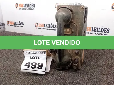 LOTE 499 - 01 TELEFONE ANTIGO. (NO ESTADO) ATENÇÃO! FAZER A VISITAÇÃO ANTES DE ARREMATAR, NÃO SABEMOS SE FUNCIONA, LEILÃO NÃO TEM GARANTIA E NEM DEVOLUÇÃO, SUJEITO A POSSÍVEIS AVARIAS VISÍVEIS/OCULTAS E/OU AUSÊNCIA DE COMPONENTES.