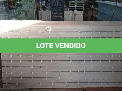 LOTE 404 - 01 PAINEL CANALETADO DE 2,75M X 1,40M. (NO ESTADO) ATENÇÃO! FAZER A VISITAÇÃO ANTES DE ARREMATAR, NÃO SABEMOS SE FUNCIONA, LEILÃO NÃO TEM GARANTIA E NEM DEVOLUÇÃO, SUJEITO A POSSÍVEIS AVARIAS VISÍVEIS/OCULTAS E/OU AUSÊNCIA DE COMPONENTES.