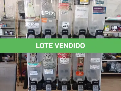 LOTE 425 - 01 DISPENSER PARA RAÇÃO A GRANEL COM 10 DIVISÕES. (NO ESTADO) ATENÇÃO! FAZER A VISITAÇÃO ANTES DE ARREMATAR, NÃO SABEMOS SE FUNCIONA, LEILÃO NÃO TEM GARANTIA E NEM DEVOLUÇÃO, SUJEITO A POSSÍVEIS AVARIAS VISÍVEIS/OCULTAS E/OU AUSÊNCIA DE COMPONENTES.