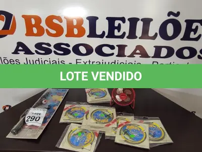 LOTE 290 - 01 KIT DE PESCA INFANTIL E 11 LINHAS DE NYLON COM 10M CADA E 01 VENTILADOR PORTÁTIL. (NO ESTADO) ATENÇÃO! FAZER A VISITAÇÃO ANTES DE ARREMATAR, NÃO SABEMOS SE FUNCIONA, LEILÃO NÃO TEM GARANTIA E NEM DEVOLUÇÃO, SUJEITO A POSSÍVEIS AVARIAS VISÍVEIS/OCULTAS E/OU AUSÊNCIA DE COMPONENTES.