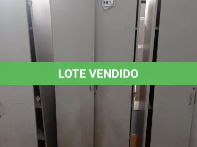 LOTE 381 - 01 ARMÁRIO ALTO COM 02 PORTAS 04 COMPARTIMENTOS. (NO ESTADO) ATENÇÃO! FAZER A VISITAÇÃO ANTES DE ARREMATAR, NÃO SABEMOS SE FUNCIONA, LEILÃO NÃO TEM GARANTIA E NEM DEVOLUÇÃO, SUJEITO A POSSÍVEIS AVARIAS VISÍVEIS/OCULTAS E/OU AUSÊNCIA DE COMPONENTES.