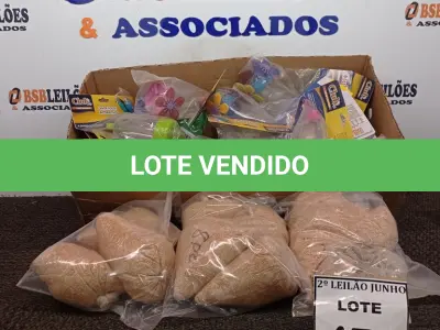 LOTE 475 - 01 LOTE COM GRANDE QUANTIDADE DE ALPISTES E BEBEDOUROS PARA AVES MODELOS DIVERSOS. (NO ESTADO) ATENÇÃO! FAZER A VISITAÇÃO ANTES DE ARREMATAR, NÃO SABEMOS SE FUNCIONA, LEILÃO NÃO TEM GARANTIA E NEM DEVOLUÇÃO, SUJEITO A POSSÍVEIS AVARIAS VISÍVEIS/OCULTAS E/OU AUSÊNCIA DE COMPONENTES.