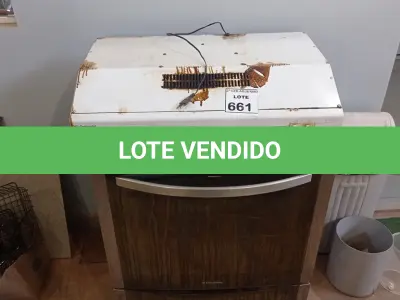 LOTE 661 - 01 FOGÃO ELECTROLUX 05 BOCAS E 01 SUGAR.  (NO ESTADO) ATENÇÃO! FAZER A VISITAÇÃO ANTES DE ARREMATAR, NÃO SABEMOS SE FUNCIONA, LEILÃO NÃO TEM GARANTIA E NEM DEVOLUÇÃO, SUJEITO A POSSÍVEIS AVARIAS VISÍVEIS/OCULTAS E/OU AUSÊNCIA DE COMPONENTES.