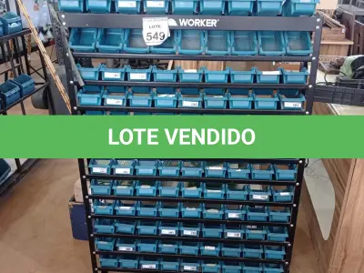 LOTE 549 - 01 EXPOSITOR COM GAVETAS PARA PARAFUSOS. (NO ESTADO) ATENÇÃO! FAZER A VISITAÇÃO ANTES DE ARREMATAR, NÃO SABEMOS SE FUNCIONA, LEILÃO NÃO TEM GARANTIA E NEM DEVOLUÇÃO, SUJEITO A POSSÍVEIS AVARIAS VISÍVEIS/OCULTAS E/OU AUSÊNCIA DE COMPONENTES.