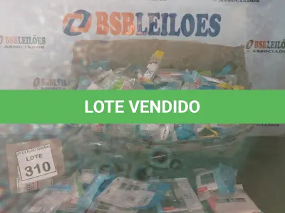 LOTE 310 - 01 LOTE COM MATERIAIS ELÉTRICOS DIVERSOS. (NO ESTADO) ATENÇÃO! FAZER A VISITAÇÃO ANTES DE ARREMATAR, NÃO SABEMOS SE FUNCIONA, LEILÃO NÃO TEM GARANTIA E NEM DEVOLUÇÃO, SUJEITO A POSSÍVEIS AVARIAS VISÍVEIS/OCULTAS E/OU AUSÊNCIA DE COMPONENTES.