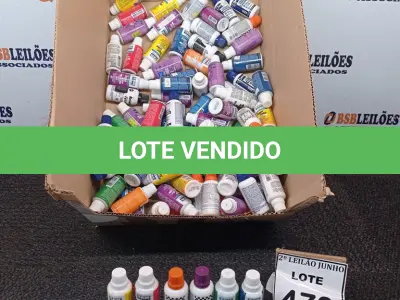LOTE 476 - 01 LOTE COM GRANDE QUANTIDADE DE TINTA XADREZ CORES DIVERSAS. (NO ESTADO) ATENÇÃO! FAZER A VISITAÇÃO ANTES DE ARREMATAR, NÃO SABEMOS SE FUNCIONA, LEILÃO NÃO TEM GARANTIA E NEM DEVOLUÇÃO, SUJEITO A POSSÍVEIS AVARIAS VISÍVEIS/OCULTAS E/OU AUSÊNCIA DE COMPONENTES.