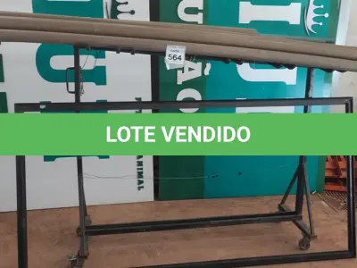 LOTE 564 - 01 EXPOSITORA DE FERRO PARA CANOS COM VÁRIOS TUBOS DE MEDIDAS DIVERSAS. (NO ESTADO) ATENÇÃO! FAZER A VISITAÇÃO ANTES DE ARREMATAR, NÃO SABEMOS SE FUNCIONA, LEILÃO NÃO TEM GARANTIA E NEM DEVOLUÇÃO, SUJEITO A POSSÍVEIS AVARIAS VISÍVEIS/OCULTAS E/OU AUSÊNCIA DE COMPONENTES.