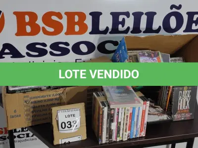 LOTE 033 - 01 LOTE COM GRANDE QUANTIDADE DE DVDS. (NO ESTADO) ATENÇÃO! FAZER A VISITAÇÃO ANTES DE ARREMATAR, NÃO SABEMOS SE FUNCIONA, LEILÃO NÃO TEM GARANTIA E NEM DEVOLUÇÃO, SUJEITO A POSSÍVEIS AVARIAS VISÍVEIS/OCULTAS E/OU AUSÊNCIA DE COMPONENTES.