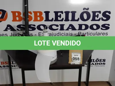 LOTE 098 - 01 PATINETE ELÉTRICO INCOMPLETO E 01 VENTILADOR DE TETO. (NO ESTADO) ATENÇÃO! FAZER A VISITAÇÃO ANTES DE ARREMATAR, NÃO SABEMOS SE FUNCIONA, LEILÃO NÃO TEM GARANTIA E NEM DEVOLUÇÃO, SUJEITO A POSSÍVEIS AVARIAS VISÍVEIS/OCULTAS E/OU AUSÊNCIA DE COMPONENTES.