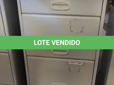 LOTE 322 - 01 ARQUIVO DE AÇO 04 GAVETAS. (NO ESTADO) ATENÇÃO! FAZER A VISITAÇÃO ANTES DE ARREMATAR, NÃO SABEMOS SE FUNCIONA, LEILÃO NÃO TEM GARANTIA E NEM DEVOLUÇÃO, SUJEITO A POSSÍVEIS AVARIAS VISÍVEIS/OCULTAS E/OU AUSÊNCIA DE COMPONENTES.