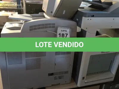 LOTE 187 - 10 IMPRESSORAS DE MARCAS E MODELOS DIVERSOS. (NO ESTADO) ATENÇÃO! FAZER A VISITAÇÃO ANTES DE ARREMATAR, NÃO SABEMOS SE FUNCIONA, LEILÃO NÃO TEM GARANTIA E NEM DEVOLUÇÃO, SUJEITO A POSSÍVEIS AVARIAS VISÍVEIS/OCULTAS E/OU AUSÊNCIA DE COMPONENTES.