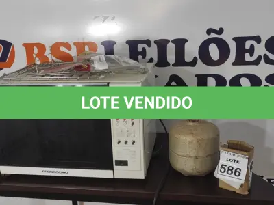 LOTE 586 - 01 MICRO - ONDAS MARCA PROSDÓCIMO, 01 BOTIJÃO PEQUENO E ACESSÓRIOS PARA FOGÃO.  (NO ESTADO) ATENÇÃO! FAZER A VISITAÇÃO ANTES DE ARREMATAR, NÃO SABEMOS SE FUNCIONA, LEILÃO NÃO TEM GARANTIA E NEM DEVOLUÇÃO, SUJEITO A POSSÍVEIS AVARIAS VISÍVEIS/OCULTAS E/OU AUSÊNCIA DE COMPONENTES.