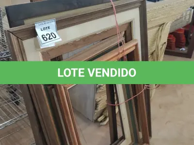 LOTE 620 - 06 MOLDURAS EM MADEIRA.  (NO ESTADO) ATENÇÃO! FAZER A VISITAÇÃO ANTES DE ARREMATAR, NÃO SABEMOS SE FUNCIONA, LEILÃO NÃO TEM GARANTIA E NEM DEVOLUÇÃO, SUJEITO A POSSÍVEIS AVARIAS VISÍVEIS/OCULTAS E/OU AUSÊNCIA DE COMPONENTES.