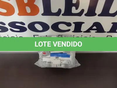 LOTE 170 - 30 MÁSCARAS 3M 9320+BR. (NOVAS) (NO ESTADO) ATENÇÃO! FAZER A VISITAÇÃO ANTES DE ARREMATAR, NÃO SABEMOS SE FUNCIONA, LEILÃO NÃO TEM GARANTIA E NEM DEVOLUÇÃO, SUJEITO A POSSÍVEIS AVARIAS VISÍVEIS/OCULTAS E/OU AUSÊNCIA DE COMPONENTES.