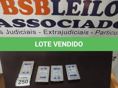 LOTE 250 - 04 HD DE 500GB PARA PC. (NO ESTADO) ATENÇÃO! FAZER A VISITAÇÃO ANTES DE ARREMATAR, NÃO SABEMOS SE FUNCIONA, LEILÃO NÃO TEM GARANTIA E NEM DEVOLUÇÃO, SUJEITO A POSSÍVEIS AVARIAS VISÍVEIS/OCULTAS E/OU AUSÊNCIA DE COMPONENTES.