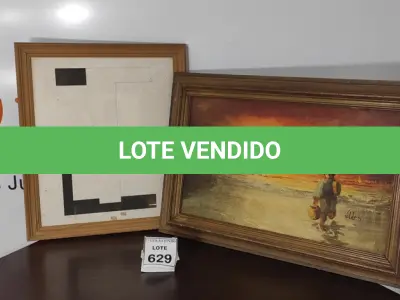 LOTE 629 - 02 QUADROS EMOLDURADOS.  (NO ESTADO) ATENÇÃO! FAZER A VISITAÇÃO ANTES DE ARREMATAR, NÃO SABEMOS SE FUNCIONA, LEILÃO NÃO TEM GARANTIA E NEM DEVOLUÇÃO, SUJEITO A POSSÍVEIS AVARIAS VISÍVEIS/OCULTAS E/OU AUSÊNCIA DE COMPONENTES.
