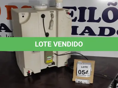 LOTE 054 - 01 RESERVATÓRIO DE ÁGUA CAPACIDADE 40L MARCA USFILTER. (NO ESTADO) ATENÇÃO! FAZER A VISITAÇÃO ANTES DE ARREMATAR, NÃO SABEMOS SE FUNCIONA, LEILÃO NÃO TEM GARANTIA E NEM DEVOLUÇÃO, SUJEITO A POSSÍVEIS AVARIAS VISÍVEIS/OCULTAS E/OU AUSÊNCIA DE COMPONENTES.