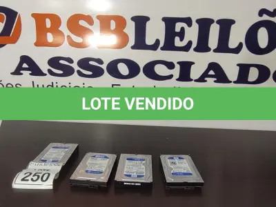 LOTE 250 - 04 HD DE 500GB PARA PC. (NO ESTADO) ATENÇÃO! FAZER A VISITAÇÃO ANTES DE ARREMATAR, NÃO SABEMOS SE FUNCIONA, LEILÃO NÃO TEM GARANTIA E NEM DEVOLUÇÃO, SUJEITO A POSSÍVEIS AVARIAS VISÍVEIS/OCULTAS E/OU AUSÊNCIA DE COMPONENTES.