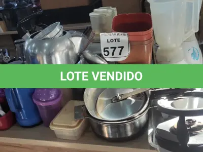 LOTE 577 - 01 LOTE COM GRANDE QUANTIDADE DE UTENSÍLIOS DIVERSOS PARA COZINHA.  (NO ESTADO) ATENÇÃO! FAZER A VISITAÇÃO ANTES DE ARREMATAR, NÃO SABEMOS SE FUNCIONA, LEILÃO NÃO TEM GARANTIA E NEM DEVOLUÇÃO, SUJEITO A POSSÍVEIS AVARIAS VISÍVEIS/OCULTAS E/OU AUSÊNCIA DE COMPONENTES.