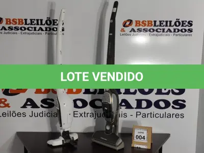 LOTE 004 - 02 ASPIRADORES DE PÓ MODELO ERGO RÁPIDO MARCA ELECTROLUX. (NO ESTADO) ATENÇÃO! FAZER A VISITAÇÃO ANTES DE ARREMATAR, NÃO SABEMOS SE FUNCIONA, LEILÃO NÃO TEM GARANTIA E NEM DEVOLUÇÃO, SUJEITO A POSSÍVEIS AVARIAS VISÍVEIS/OCULTAS E/OU AUSÊNCIA DE COMPONENTES.