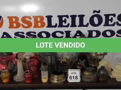 LOTE 618 - 01 LOTE COM GRANDE QUANTIDADE DE CASTIÇAIS DIVERSOS.  (NO ESTADO) ATENÇÃO! FAZER A VISITAÇÃO ANTES DE ARREMATAR, NÃO SABEMOS SE FUNCIONA, LEILÃO NÃO TEM GARANTIA E NEM DEVOLUÇÃO, SUJEITO A POSSÍVEIS AVARIAS VISÍVEIS/OCULTAS E/OU AUSÊNCIA DE COMPONENTES.
