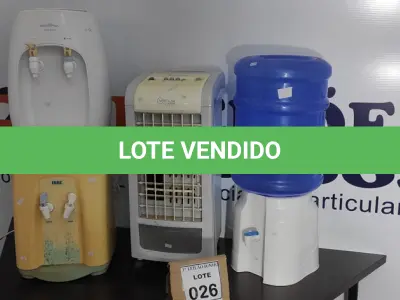 LOTE 026 - 03 BEBEDOUROS TIPO GARRAFÃO E 01 CLIMATIZADOR. (NO ESTADO) ATENÇÃO! FAZER A VISITAÇÃO ANTES DE ARREMATAR, NÃO SABEMOS SE FUNCIONA. LEILÃO NÃO TEM GARANTIA E NEM DEVOLUÇÃO, SUJEITO A POSSÍVEIS AVARIAS VISÍVEIS/OCULTAS E/OU AUSÊNCIA DE COMPONENTES.