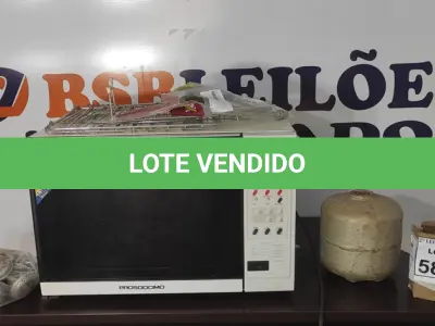 LOTE 586 - 01 MICRO - ONDAS MARCA PROSDÓCIMO, 01 BOTIJÃO PEQUENO E ACESSÓRIOS PARA FOGÃO.  (NO ESTADO) ATENÇÃO! FAZER A VISITAÇÃO ANTES DE ARREMATAR, NÃO SABEMOS SE FUNCIONA, LEILÃO NÃO TEM GARANTIA E NEM DEVOLUÇÃO, SUJEITO A POSSÍVEIS AVARIAS VISÍVEIS/OCULTAS E/OU AUSÊNCIA DE COMPONENTES.