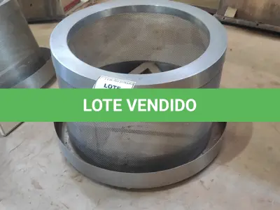 LOTE 635 - 01 SUPORTE PARA VASOS COM RODAS.  (NO ESTADO) ATENÇÃO! FAZER A VISITAÇÃO ANTES DE ARREMATAR, NÃO SABEMOS SE FUNCIONA, LEILÃO NÃO TEM GARANTIA E NEM DEVOLUÇÃO, SUJEITO A POSSÍVEIS AVARIAS VISÍVEIS/OCULTAS E/OU AUSÊNCIA DE COMPONENTES.