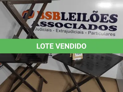 LOTE 100 - 03 MESAS DOBRÁVEIS EM MADEIRA (NO ESTADO) ATENÇÃO! FAZER A VISITAÇÃO ANTES DE ARREMATAR, NÃO SABEMOS SE FUNCIONA, LEILÃO NÃO TEM GARANTIA E NEM DEVOLUÇÃO, SUJEITO A POSSÍVEIS AVARIAS VISÍVEIS/OCULTAS E/OU AUSÊNCIA DE COMPONENTES.