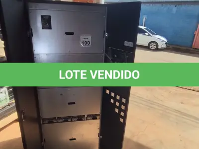 LOTE 100 - 01 NOBREAK POTÊNCIA 80KVA E 01 BANCO DE BATERIAS PARA 32 BATERIAS COM CABOS. (NO ESTADO) (OBS. O LOTE NÃO POSSUI BATERIAS) ATENÇÃO! FAZER A VISITAÇÃO ANTES DE ARREMATAR, NÃO SABEMOS SE FUNCIONA, LEILÃO NÃO TEM GARANTIA E NEM DEVOLUÇÃO, SUJEITO A POSSÍVEIS AVARIAS VISÍVEIS/OCULTAS E/OU AUSÊNCIA DE COMPONENTES.