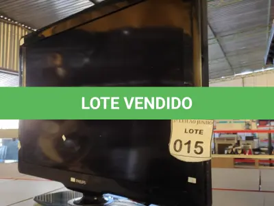 LOTE 015 - 01 TV LCD 40’’. (NO ESTADO) ATENÇÃO! FAZER A VISITAÇÃO ANTES DE ARREMATAR, NÃO SABEMOS SE FUNCIONA, LEILÃO NÃO TEM GARANTIA E NEM DEVOLUÇÃO, SUJEITO A POSSÍVEIS AVARIAS VISÍVEIS/OCULTAS E/OU AUSÊNCIA DE COMPONENTES.