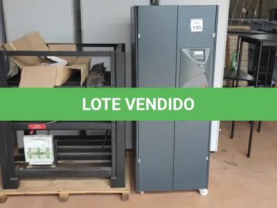 LOTE 100 - 01 NOBREAK POTÊNCIA 80KVA E 01 BANCO DE BATERIAS PARA 32 BATERIAS COM CABOS. (NO ESTADO) (OBS. O LOTE NÃO POSSUI BATERIAS) ATENÇÃO! FAZER A VISITAÇÃO ANTES DE ARREMATAR, NÃO SABEMOS SE FUNCIONA, LEILÃO NÃO TEM GARANTIA E NEM DEVOLUÇÃO, SUJEITO A POSSÍVEIS AVARIAS VISÍVEIS/OCULTAS E/OU AUSÊNCIA DE COMPONENTES.
