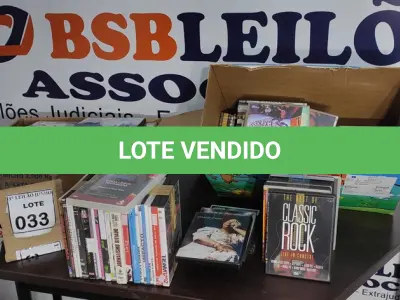 LOTE 033 - 01 LOTE COM GRANDE QUANTIDADE DE DVDS. (NO ESTADO) ATENÇÃO! FAZER A VISITAÇÃO ANTES DE ARREMATAR, NÃO SABEMOS SE FUNCIONA, LEILÃO NÃO TEM GARANTIA E NEM DEVOLUÇÃO, SUJEITO A POSSÍVEIS AVARIAS VISÍVEIS/OCULTAS E/OU AUSÊNCIA DE COMPONENTES.