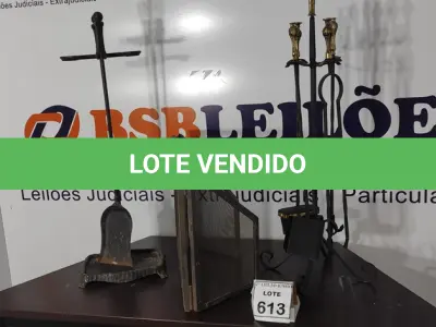 LOTE 613 - 01 KIT LAREIRA DE FERRO COMPLETO.  (NO ESTADO) ATENÇÃO! FAZER A VISITAÇÃO ANTES DE ARREMATAR, NÃO SABEMOS SE FUNCIONA, LEILÃO NÃO TEM GARANTIA E NEM DEVOLUÇÃO, SUJEITO A POSSÍVEIS AVARIAS VISÍVEIS/OCULTAS E/OU AUSÊNCIA DE COMPONENTES.